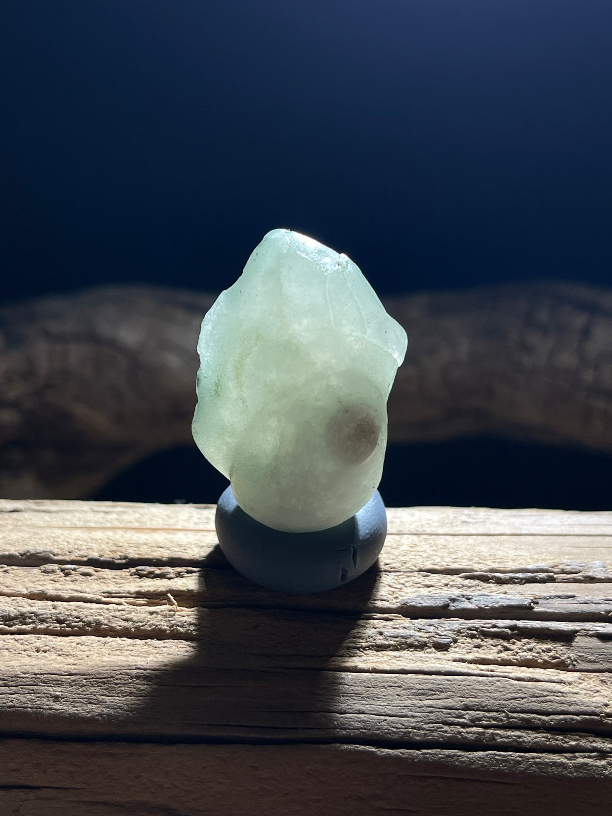 (1066)Natural Alxa Desert Gobi Sugar Heart Agate - Pale Green Translucent stone