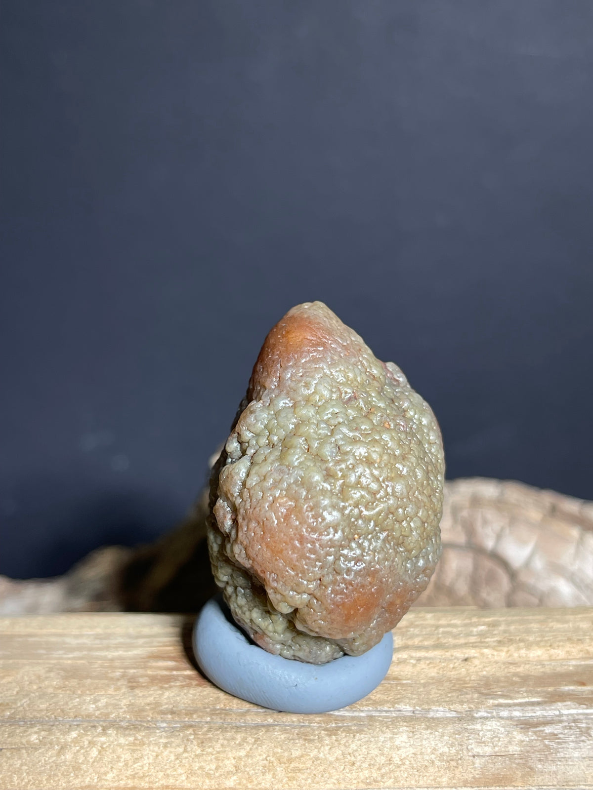 (1120) Natural Alxa Gobi Agate– Botryoidal Texture with Raised Reddish-Brown Nodules