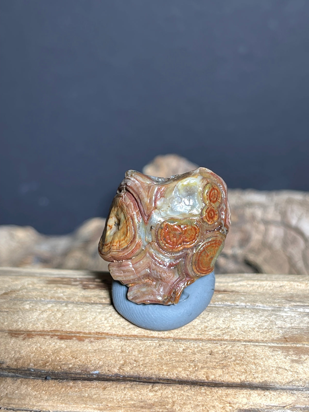 (1026)Natural Alxa Gobi Eye Agate - Multi-Eye Stone with Large Concentric Eye