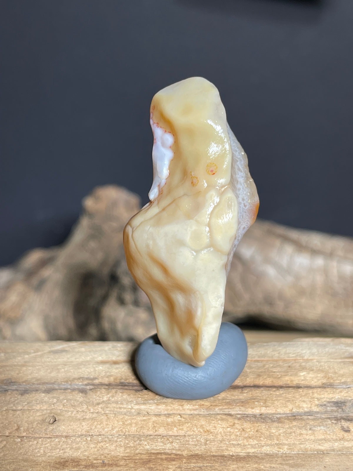 (1055)Natural Alxa Gobi Agate - Translucent Golden Yellow Desert Stone