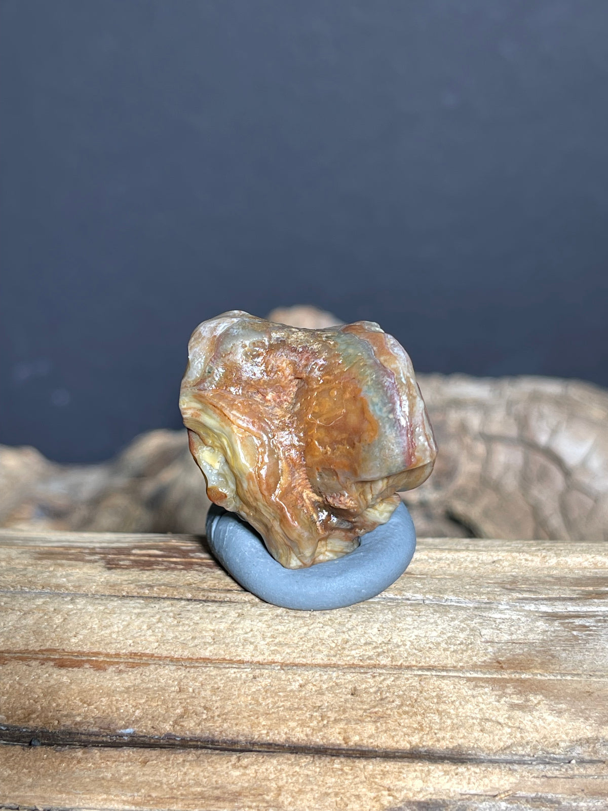 (1026)Natural Alxa Gobi Eye Agate - Multi-Eye Stone with Large Concentric Eye