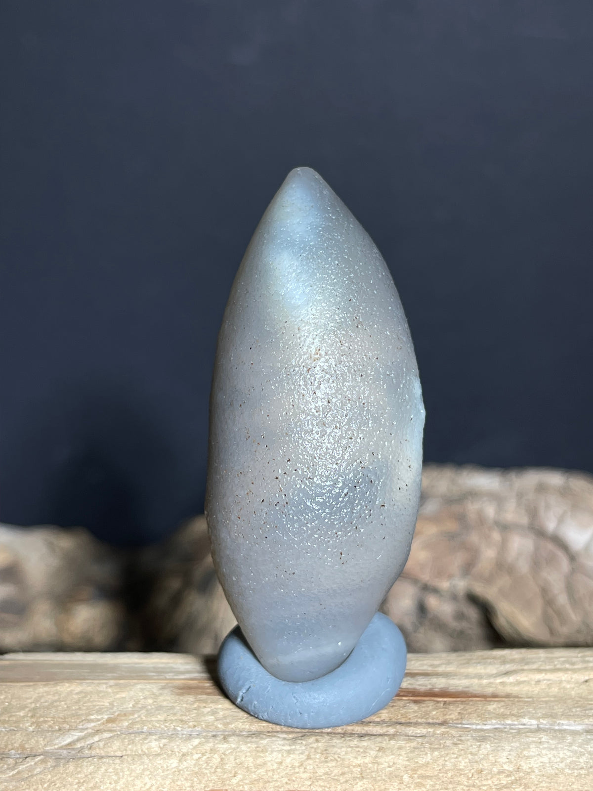 (1029)Natural Alxa Gobi agate - Smooth Spindle-Shaped Gray Stone