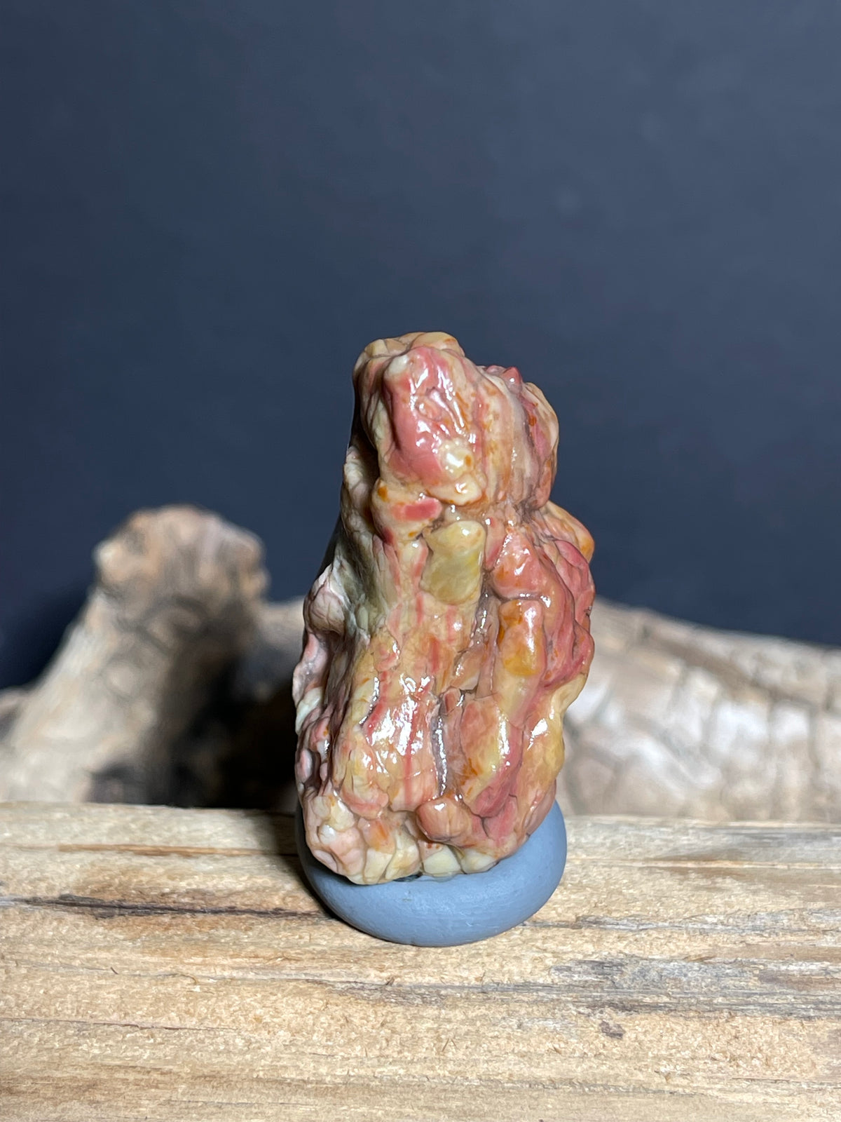 (1070)Natural Alxa Gobi Agate - Sculptural Folded Ridged Texture