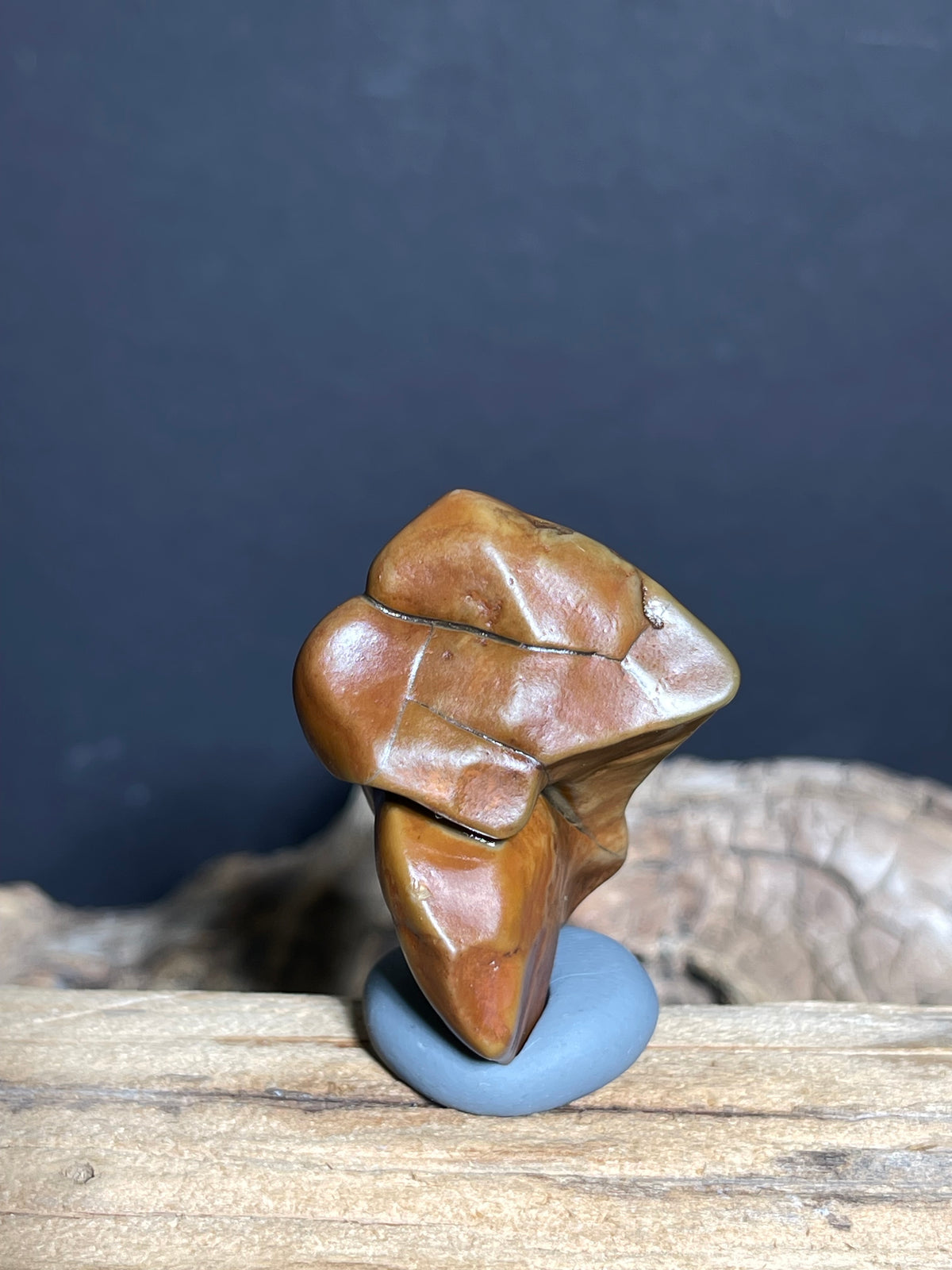 (1045)Natural Alxa Gobi Agate - Desert Varnish Sculpture Form