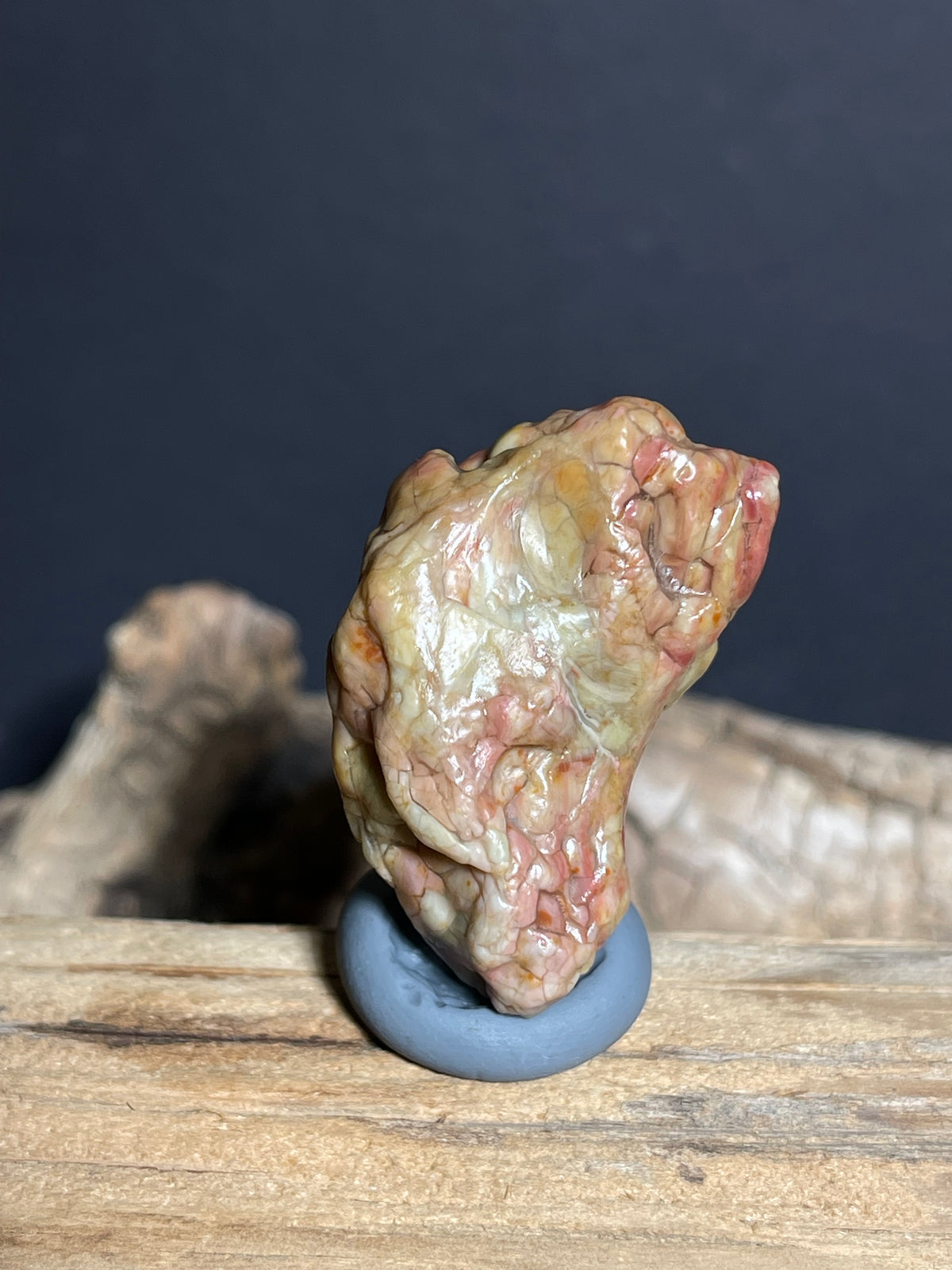 (1070)Natural Alxa Gobi Agate - Sculptural Folded Ridged Texture