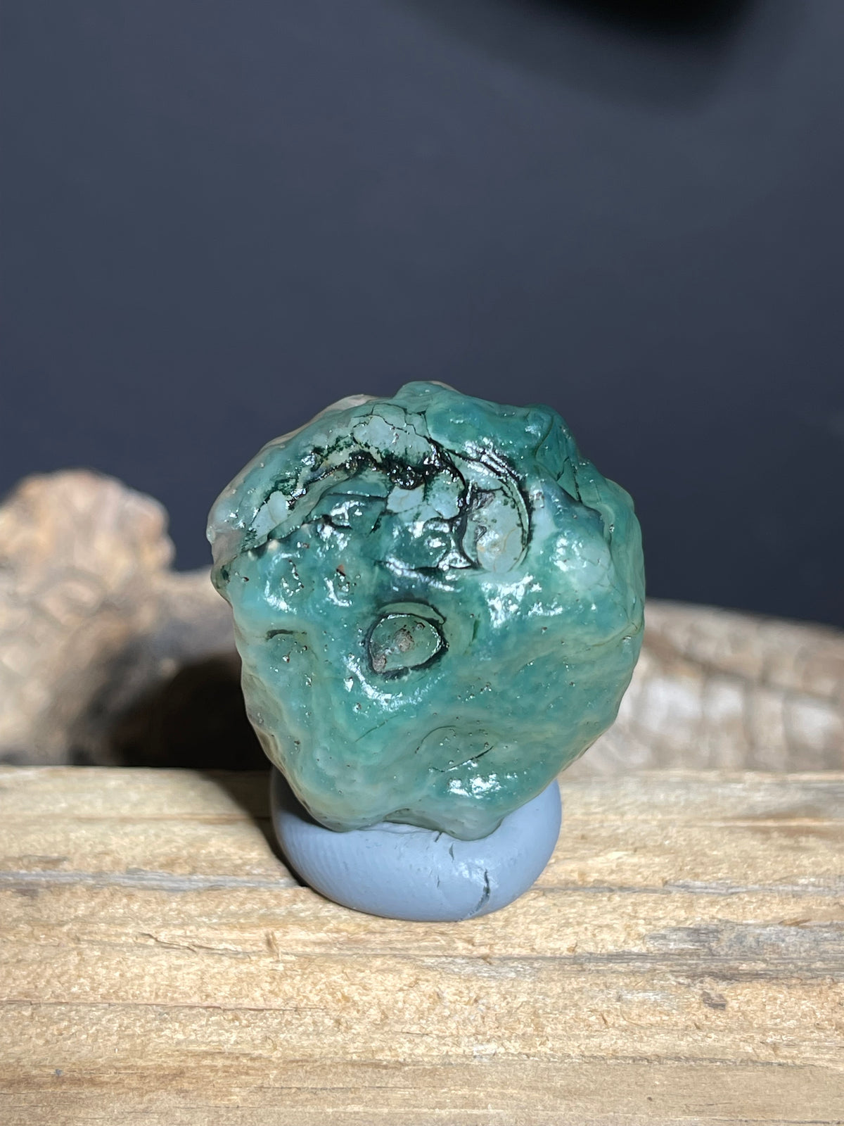 (1104)Alxa Gobi Green Sugar Heart Agate - Natural Face-like Mimetolith