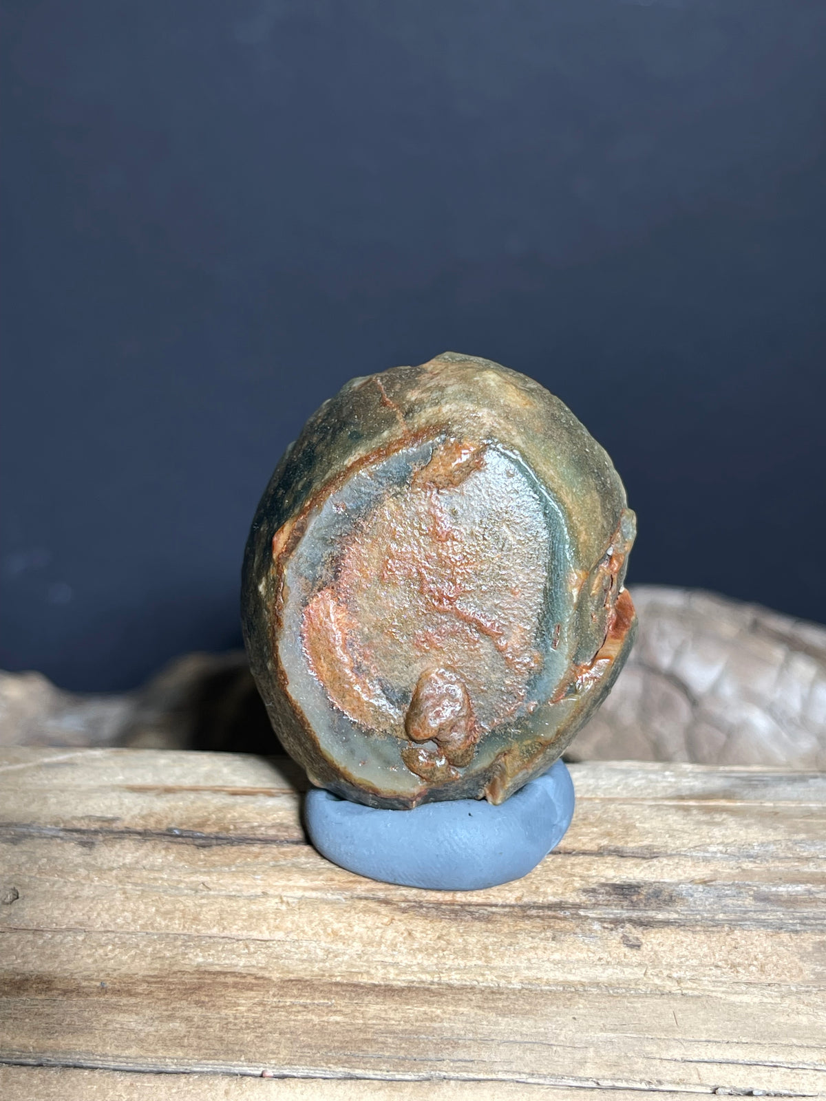 (1015)Natural Hulunbuir Gobi Agate - Green Gray with Raised Central Eye