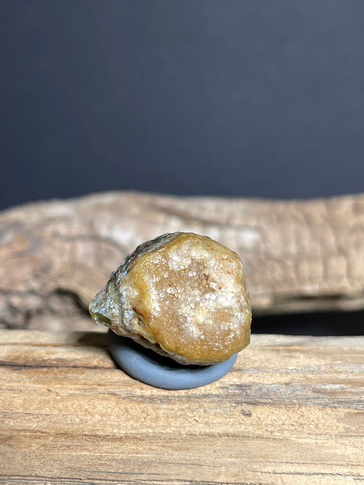 (1074)Natural Alxa Gobi Agate - Clown-Like Mimetolith with Botryoidal Texture