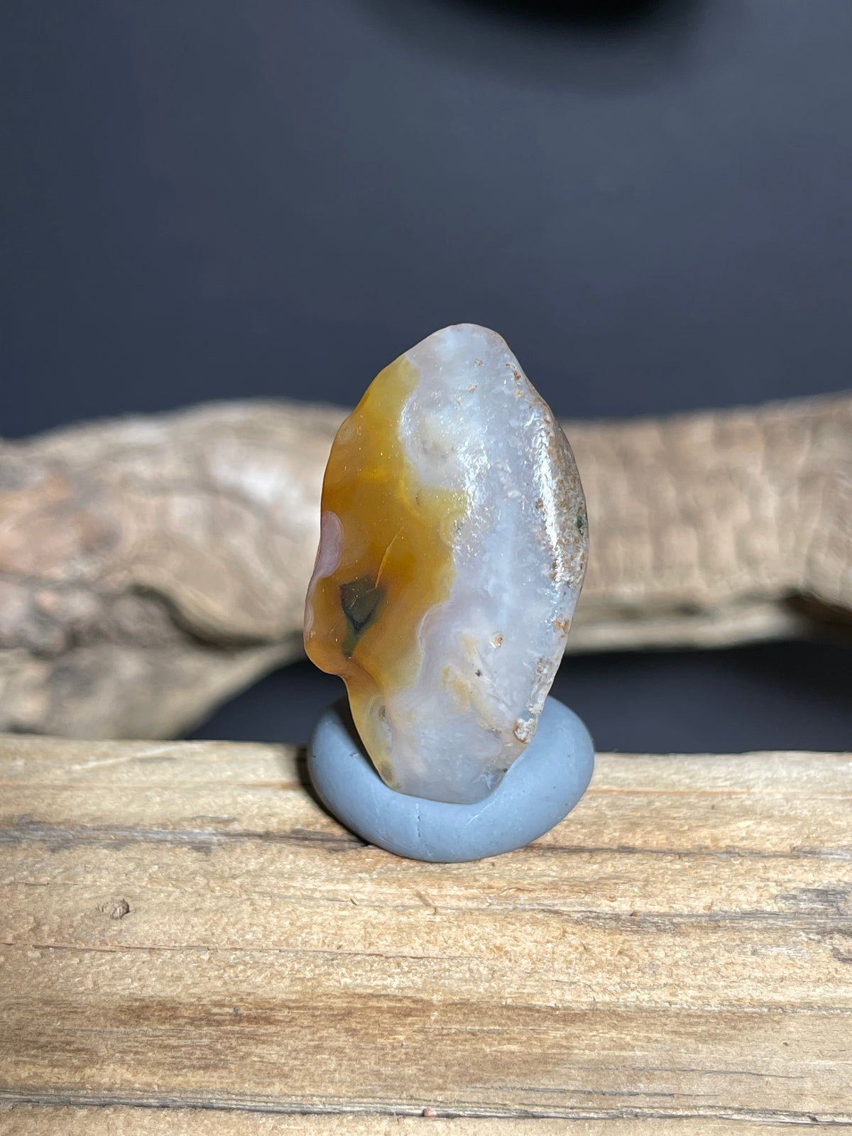 (1064)Natural Alxa Gobi Moss Agate -  Face-Like Natural Formation