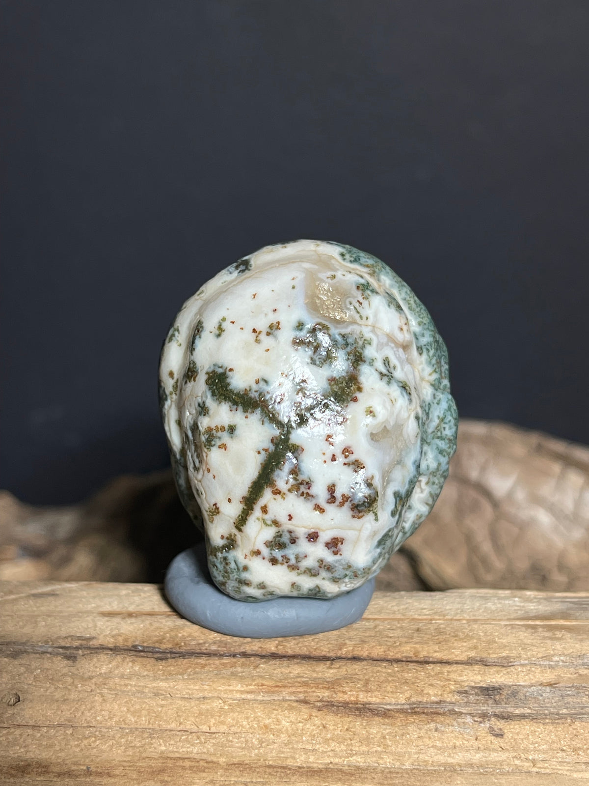 (1037)Natural Alxa Gobi Moss Agate - Creamy White Stone with Green Moss-Like Patterns