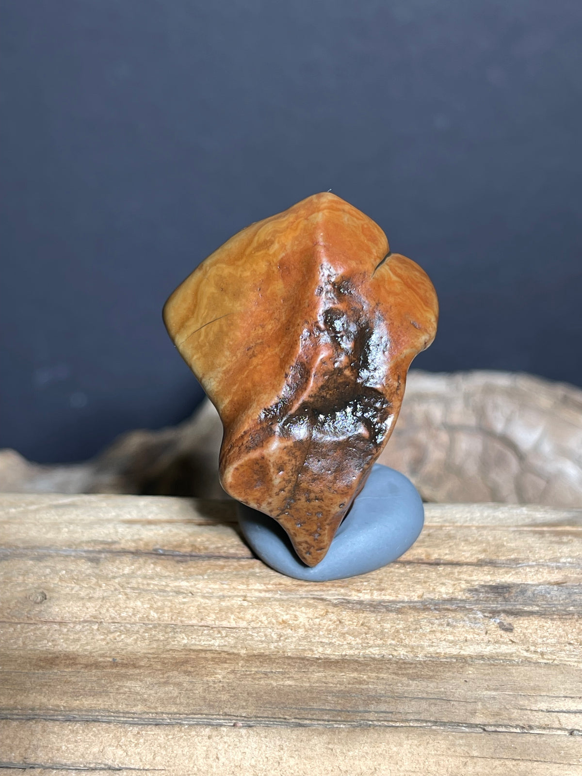 (1045)Natural Alxa Gobi Agate - Desert Varnish Sculpture Form