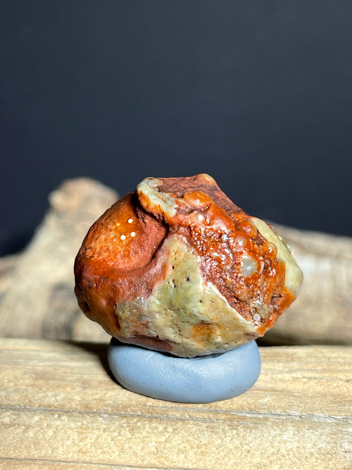 (1130) Natural Alxa Gobi Red Eye Agate- Large Concentric Eye Collector Specimen