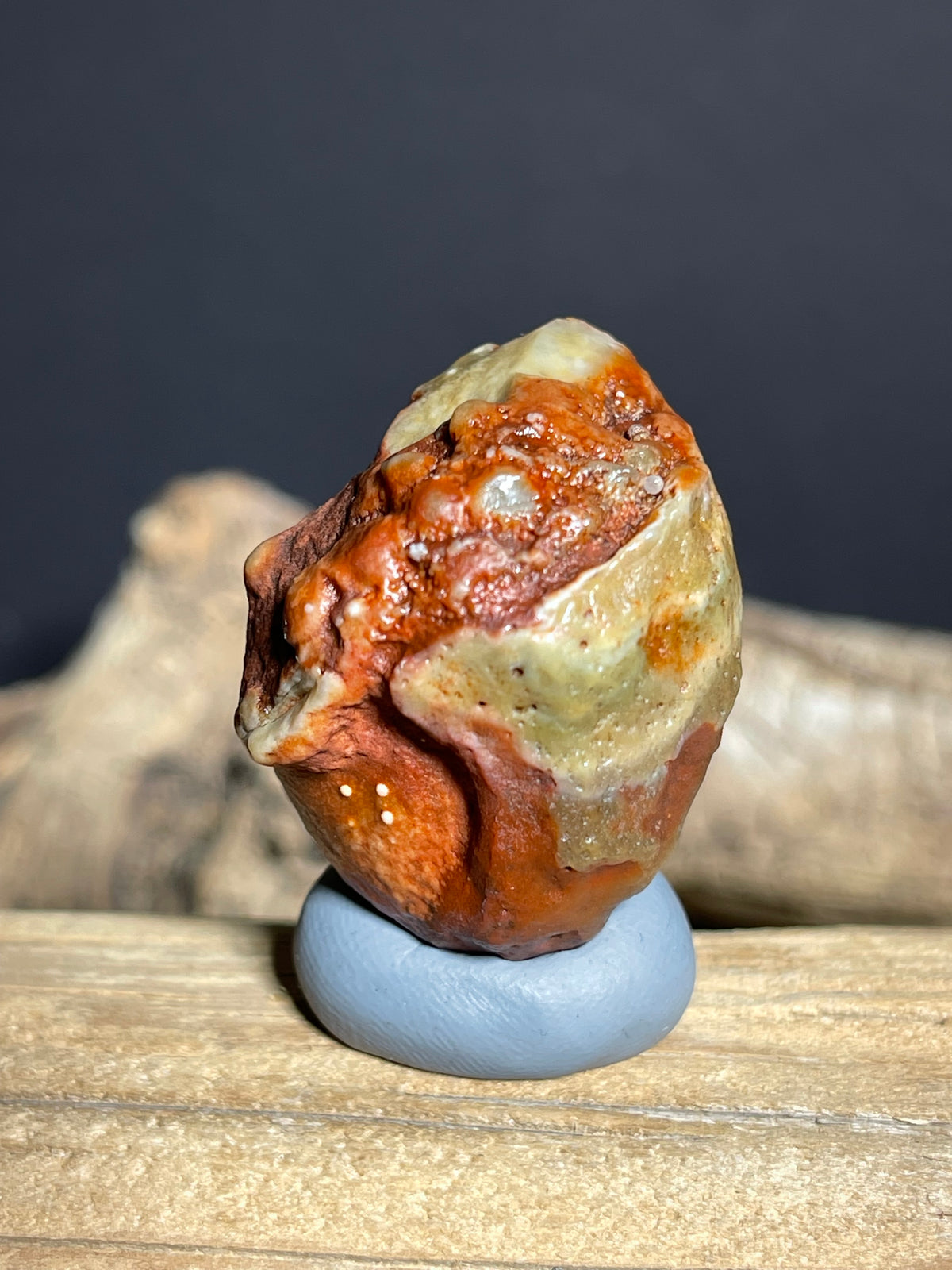 (1130) Natural Alxa Gobi Red Eye Agate- Large Concentric Eye Collector Specimen