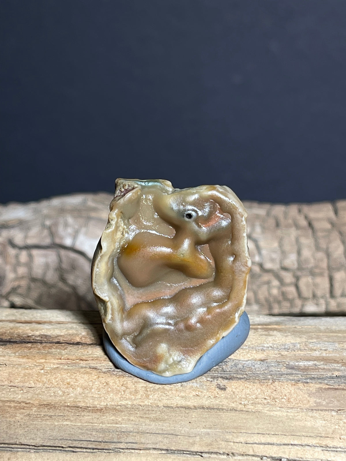 (1072)Natural Hulunbuir Gobi Agate - Smooth Sculptural Surface