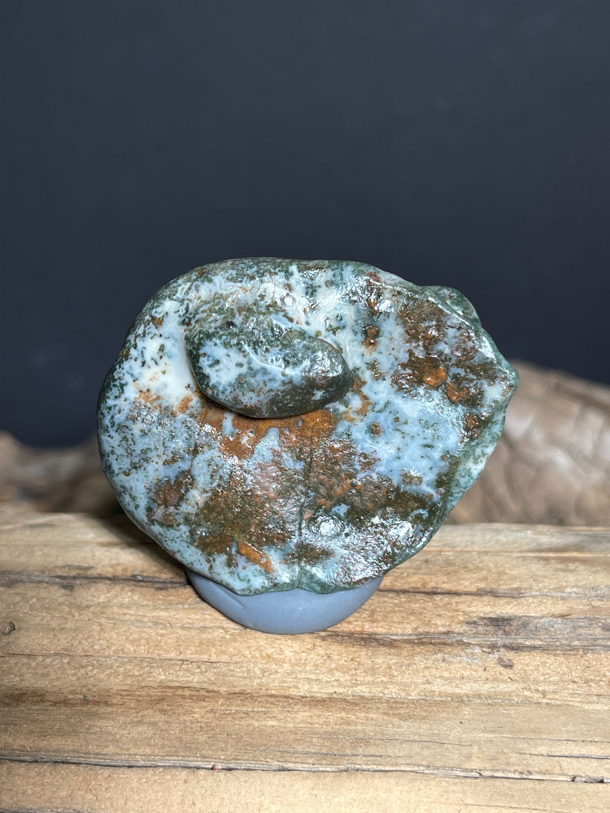 (1037)Natural Alxa Gobi Moss Agate - Creamy White Stone with Green Moss-Like Patterns
