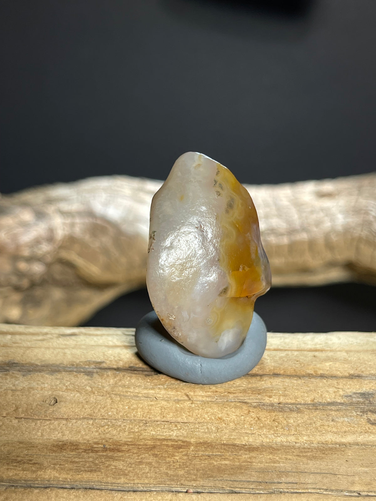 (1064)Natural Alxa Gobi Moss Agate -  Face-Like Natural Formation