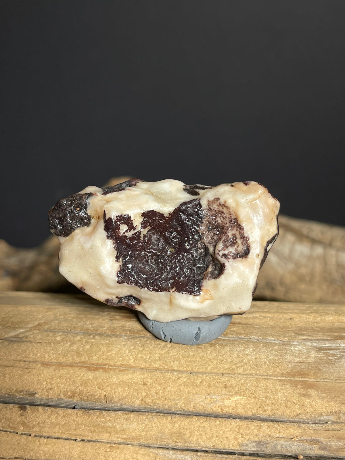 (1115)Natural Alxa Gobi Stone - Cream & Deep Burgundy Contrast Pattern