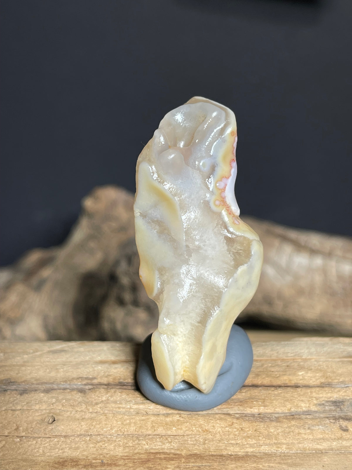 (1055)Natural Alxa Gobi Agate - Translucent Golden Yellow Desert Stone