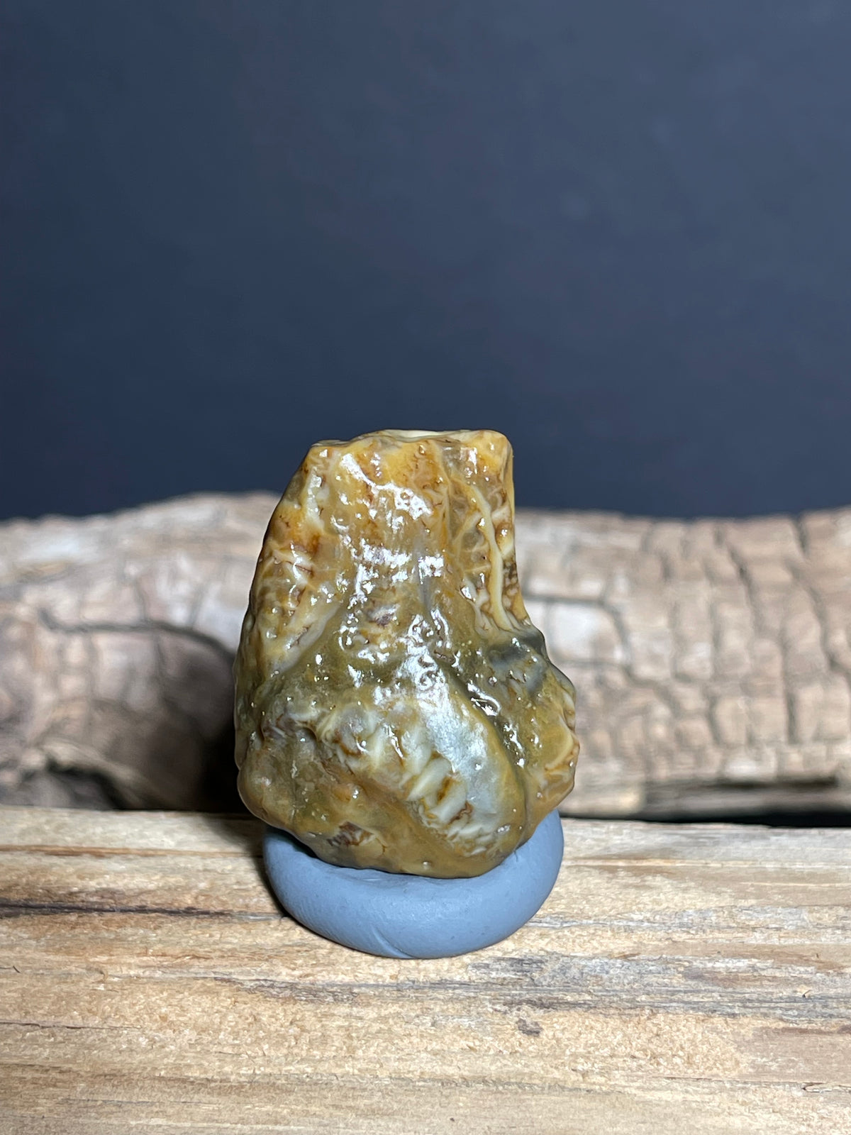 (1071)Natural Alxa Gobi Vein Agate - Branching Vein Patterns