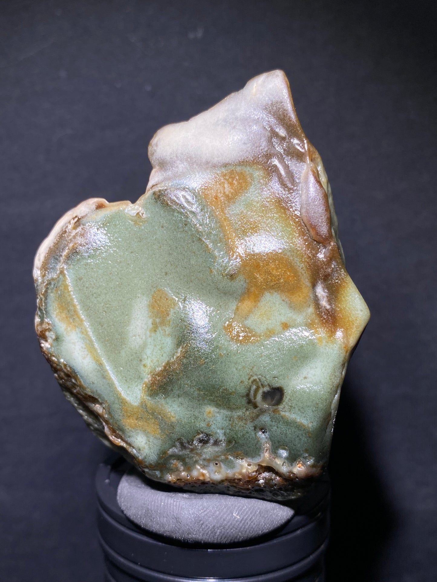 (1000)Alxa Desert Gobi Agate rough nature stone,Natural Green Color Raw Stone from Inner Mongolia