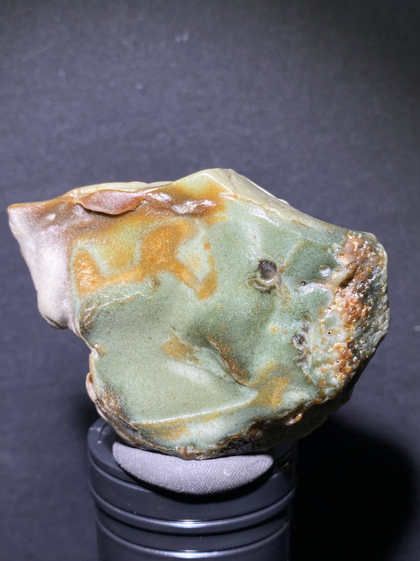 (1000)Alxa Desert Gobi Agate rough nature stone,Natural Green Color Raw Stone from Inner Mongolia