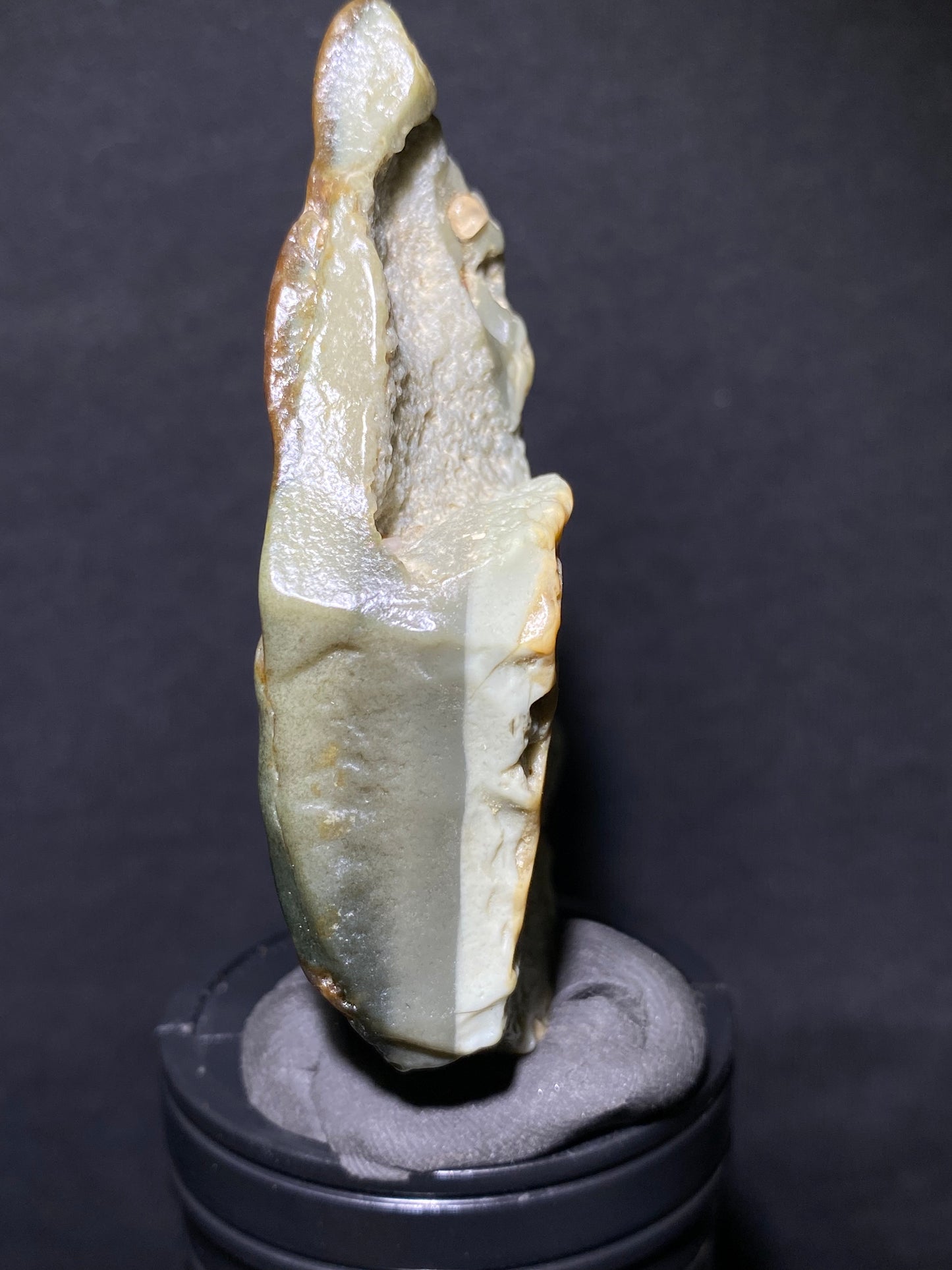 (1000)Alxa Desert Gobi Agate rough nature stone,Natural Green Color Raw Stone from Inner Mongolia