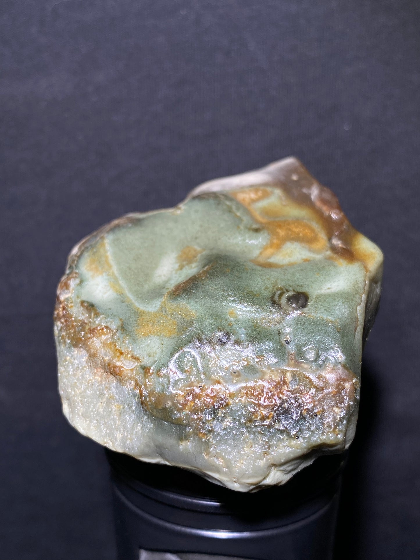 (1000)Alxa Desert Gobi Agate rough nature stone,Natural Green Color Raw Stone from Inner Mongolia