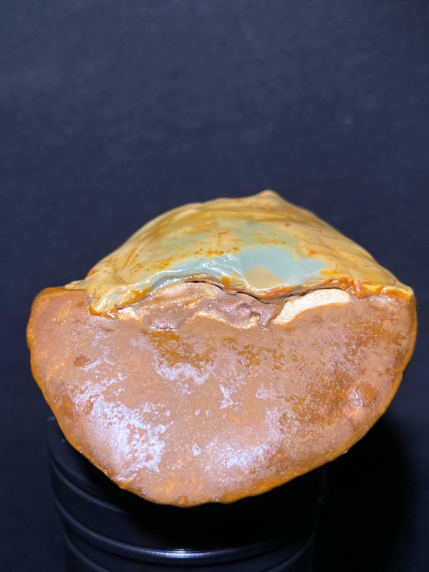 (1001)Alxa Desert Gobi Agate rough nature stone,Natural red Color Raw Stone from Inner Mongolia.