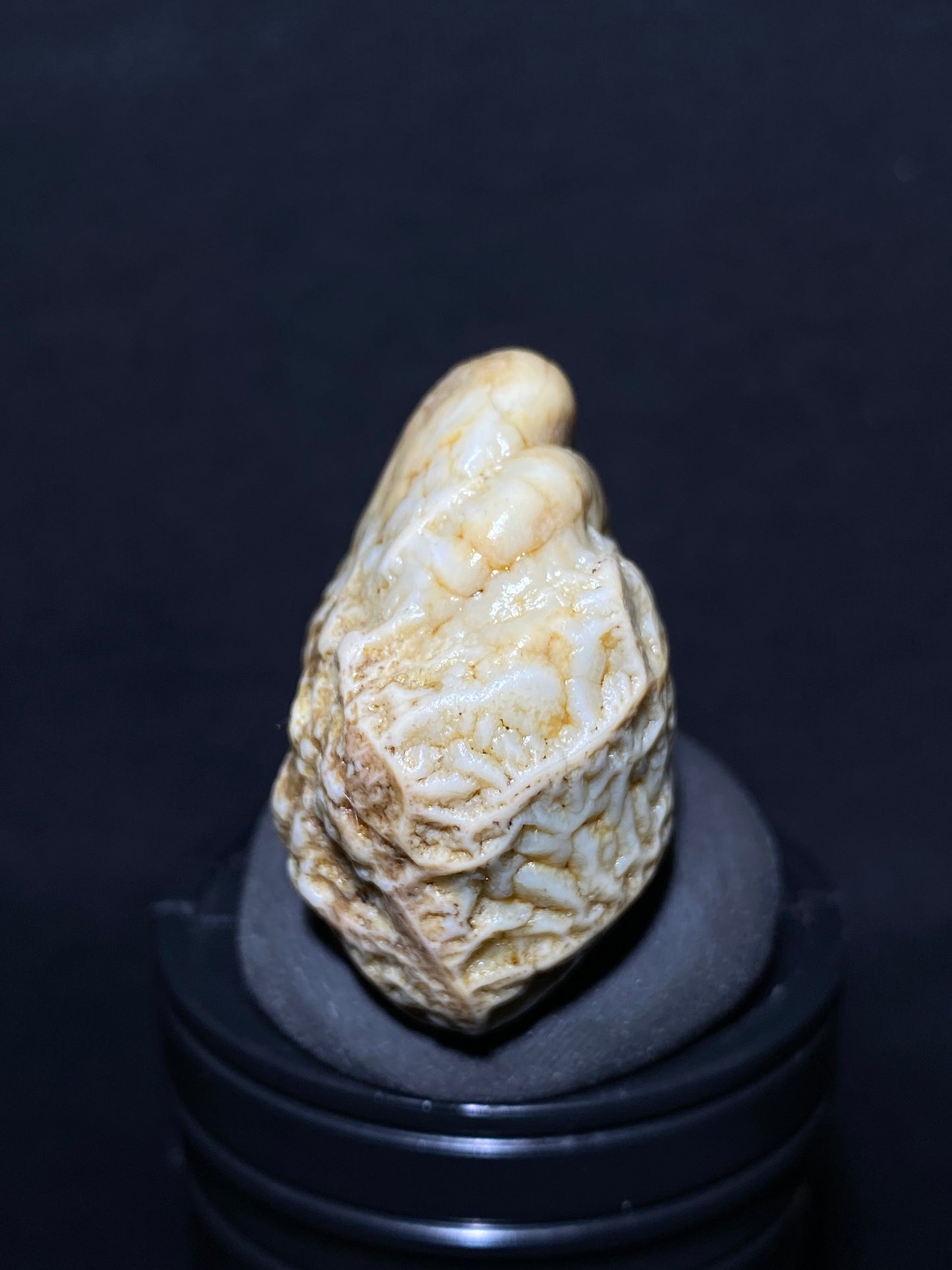 (1004)Alxa Desert Gobi vein Agate rough nature stone,Natural Color Raw Stone from Inner Mongolia.