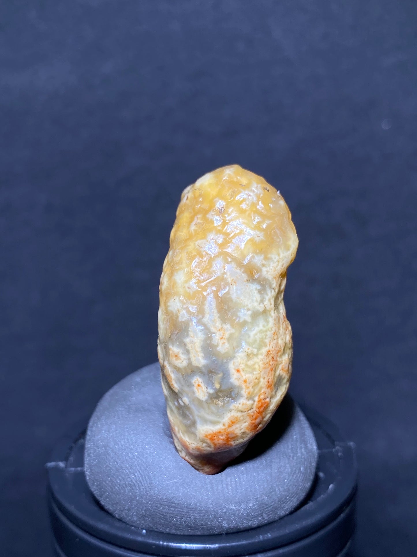 (1005)Alxa Desert Gobi vein Agate with Intricate Floral Patterns, rough nature stone,Natural Color Raw Stone from Inner Mongolia.