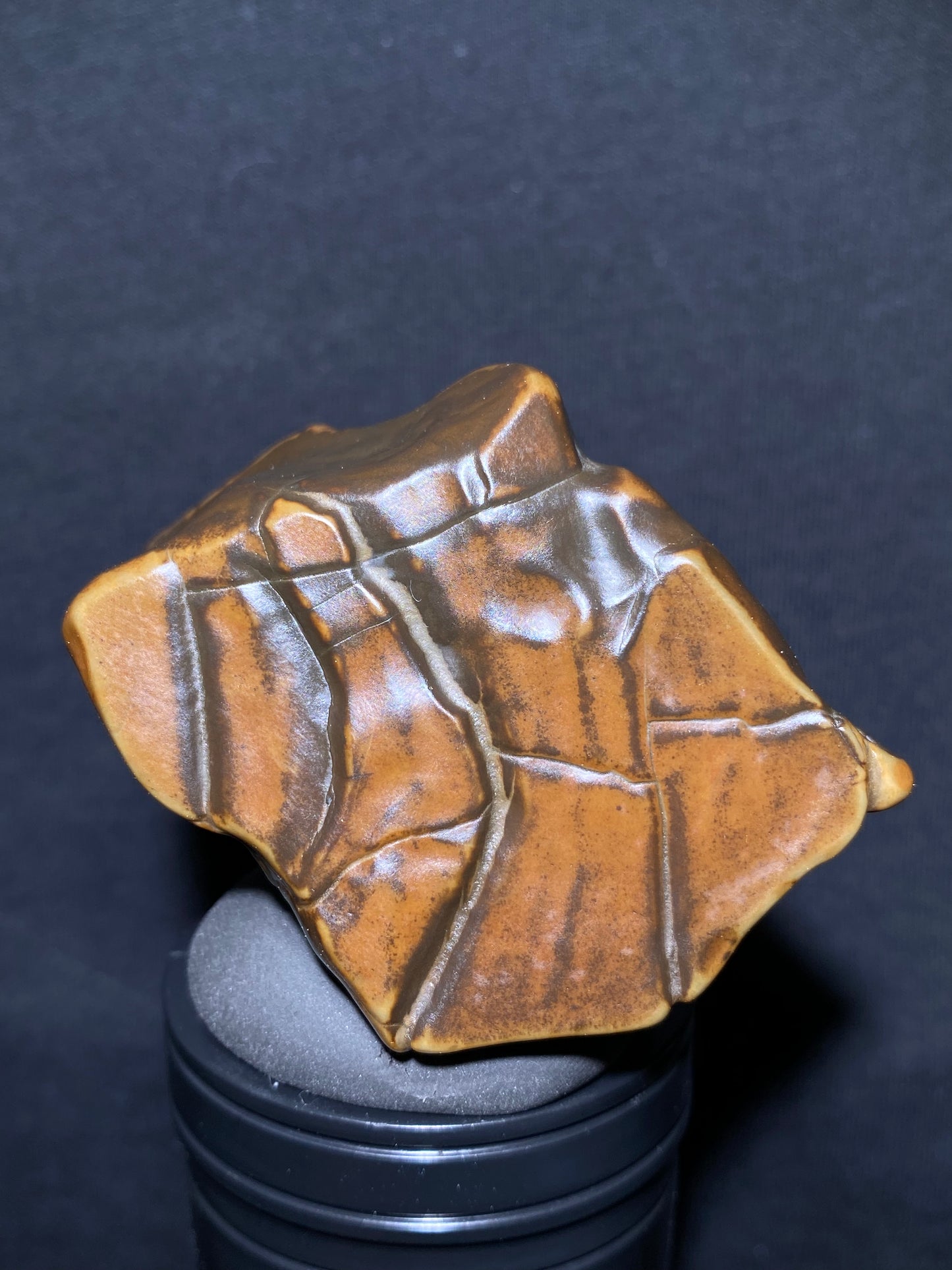 (1011)Alxa Desert Gobi Agate, rough nature stone,Natural Black Color Raw Stone from Inner Mongolia.