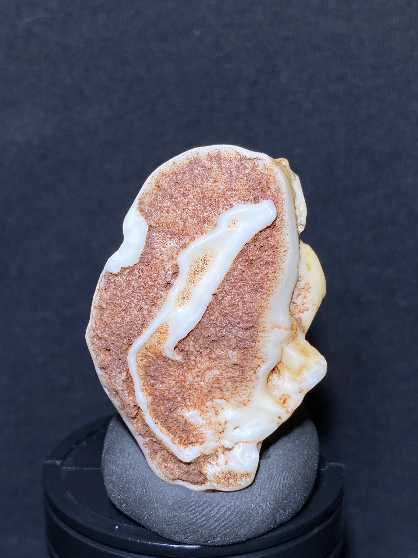 (1012)Alxa Desert Gobi Agate rough nature stone,Natural Color Raw Stone from Inner Mongolia.