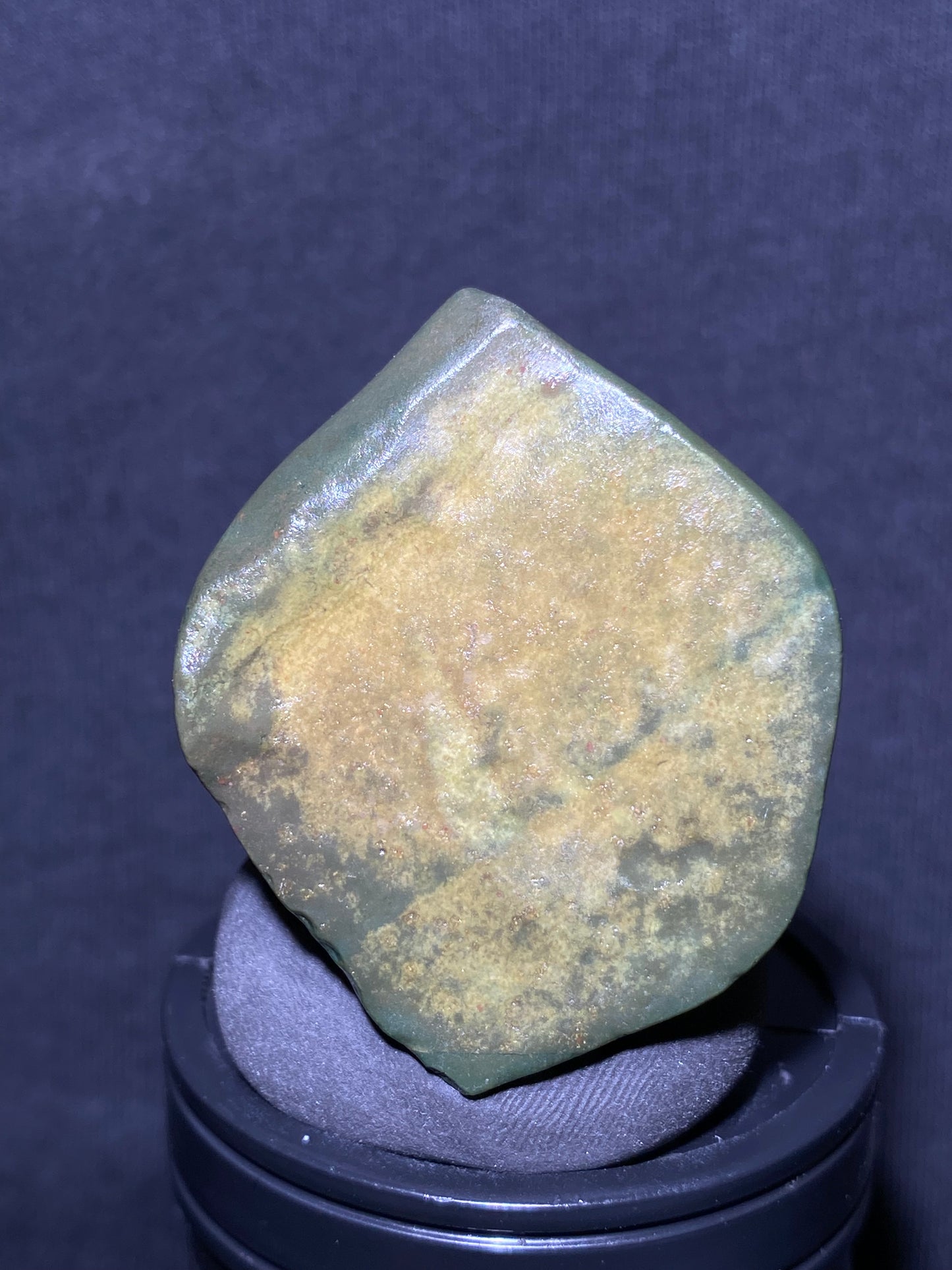 (1013)Alxa Desert Gobi Agate, rough nature stone pendent,Natural Color Raw Stone from Inner Mongolia.