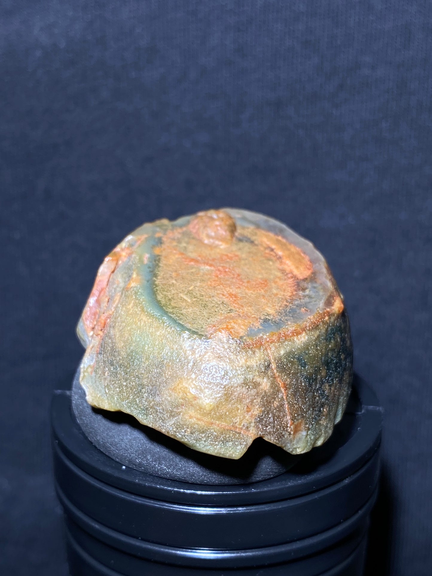 (1015)Alxa Desert Gobi Agate rough nature stone,Natural red Color Raw Stone from Inner Mongolia.