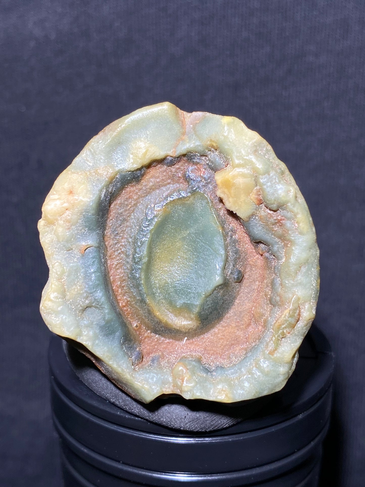 (1015)Alxa Desert Gobi Agate rough nature stone,Natural red Color Raw Stone from Inner Mongolia.