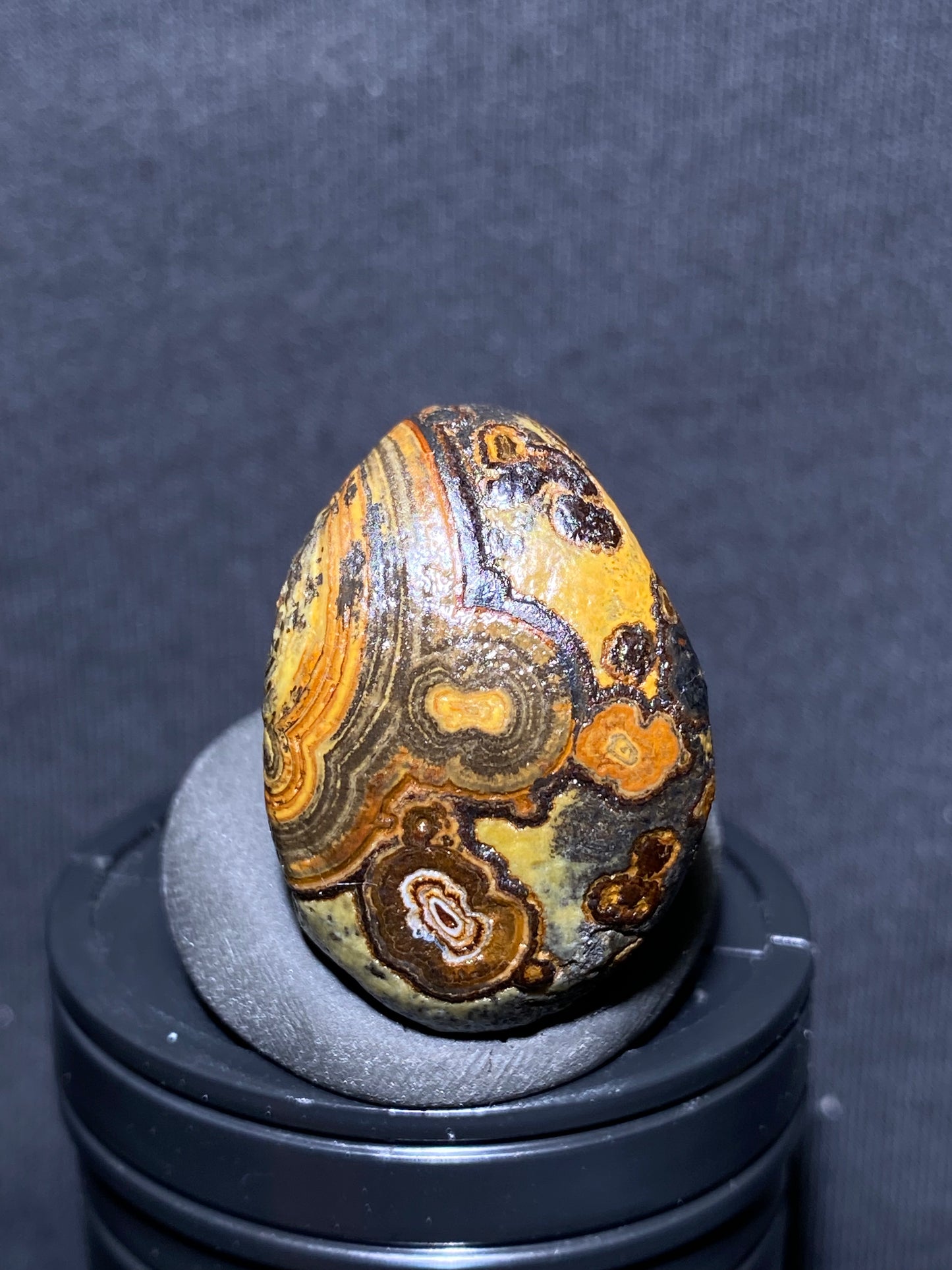 (1016)Alxa Desert Gobi eye Agate rough nature stone,Natural Color Raw Stone from Inner Mongolia.