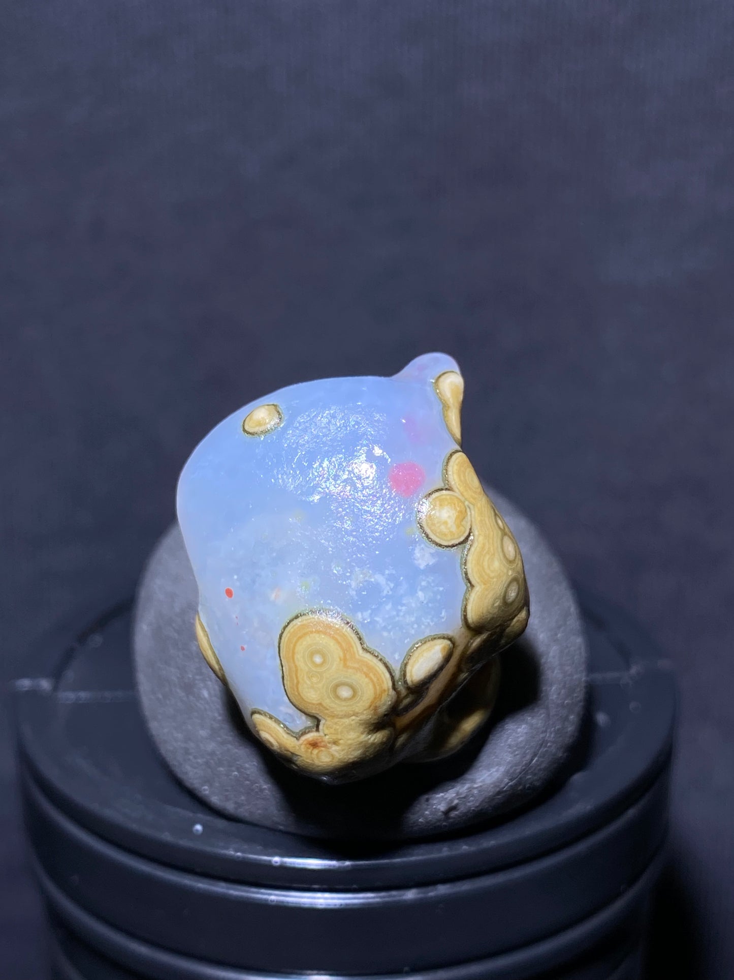 (1017)Alxa Desert Gobi eye Agate rough nature stone,Natural Color Raw Stone from Inner Mongolia.