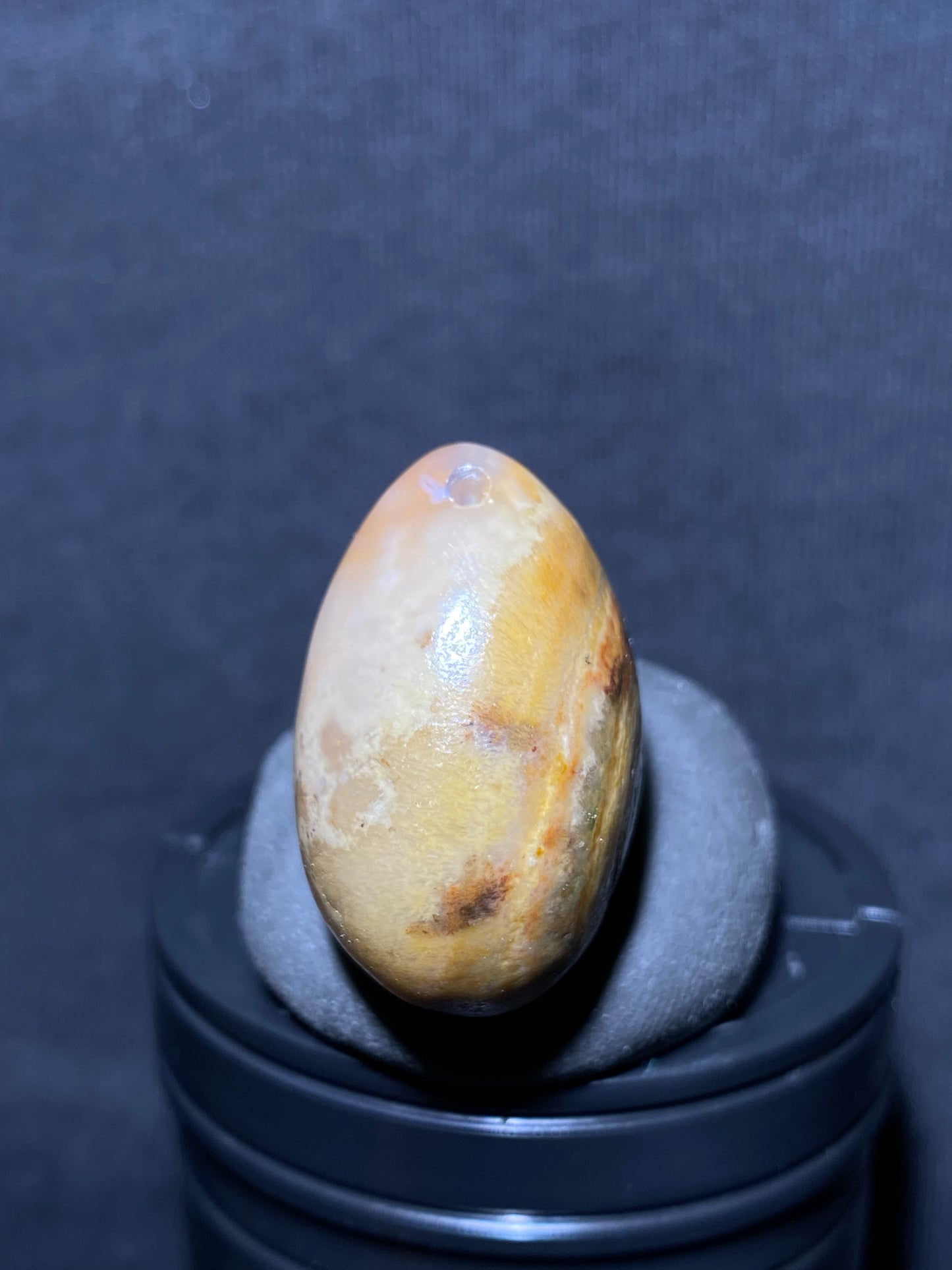 (1020)Alxa Desert Gobi eye Agate, polished pendent, drilled hole, nature stone,Natural Color Raw Stone from Inner Mongolia.