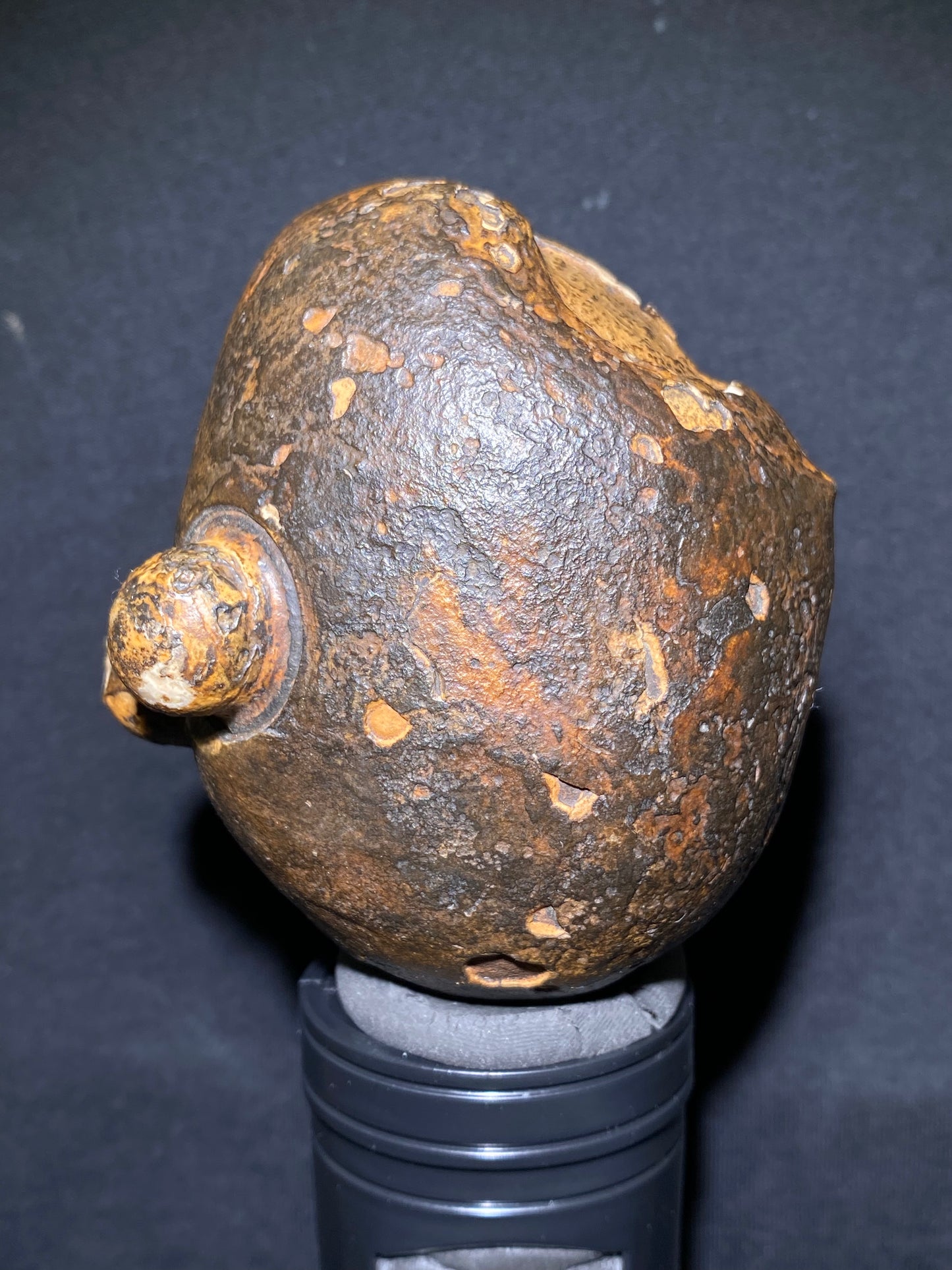 (1028)Gobi desert eye Agate rough nature stone, face-like agate,Natural Color Raw Stone from Afica.