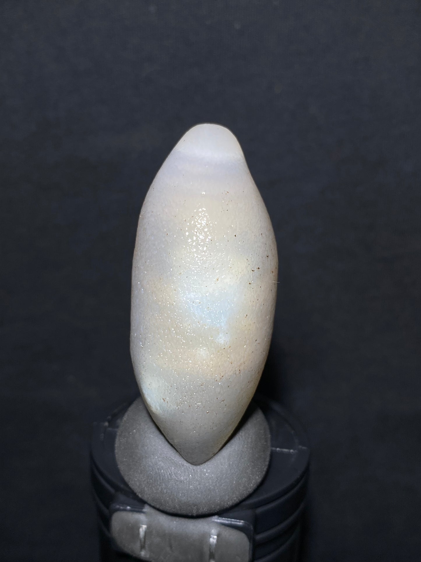 (1029)Alxa Desert Gobi Agate rough nature stone, Natural Color Raw Stone from Inner Mongolia.