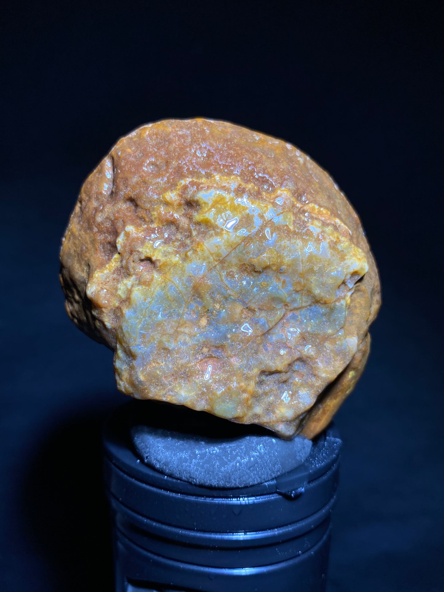 Desert Gobi Agate rough nature stone.