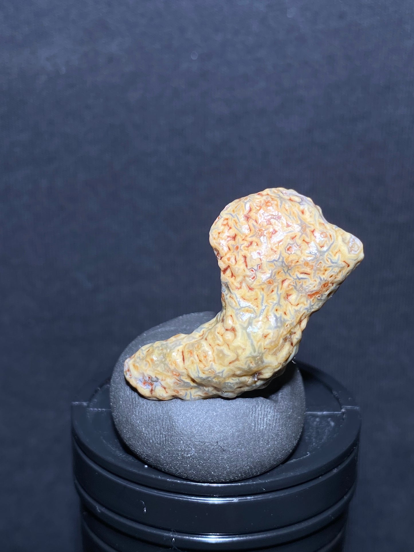 (1032)Alxa Desert Gobi vein Agate, rough nature stone, Natural Color Raw Stone from Inner Mongolia.