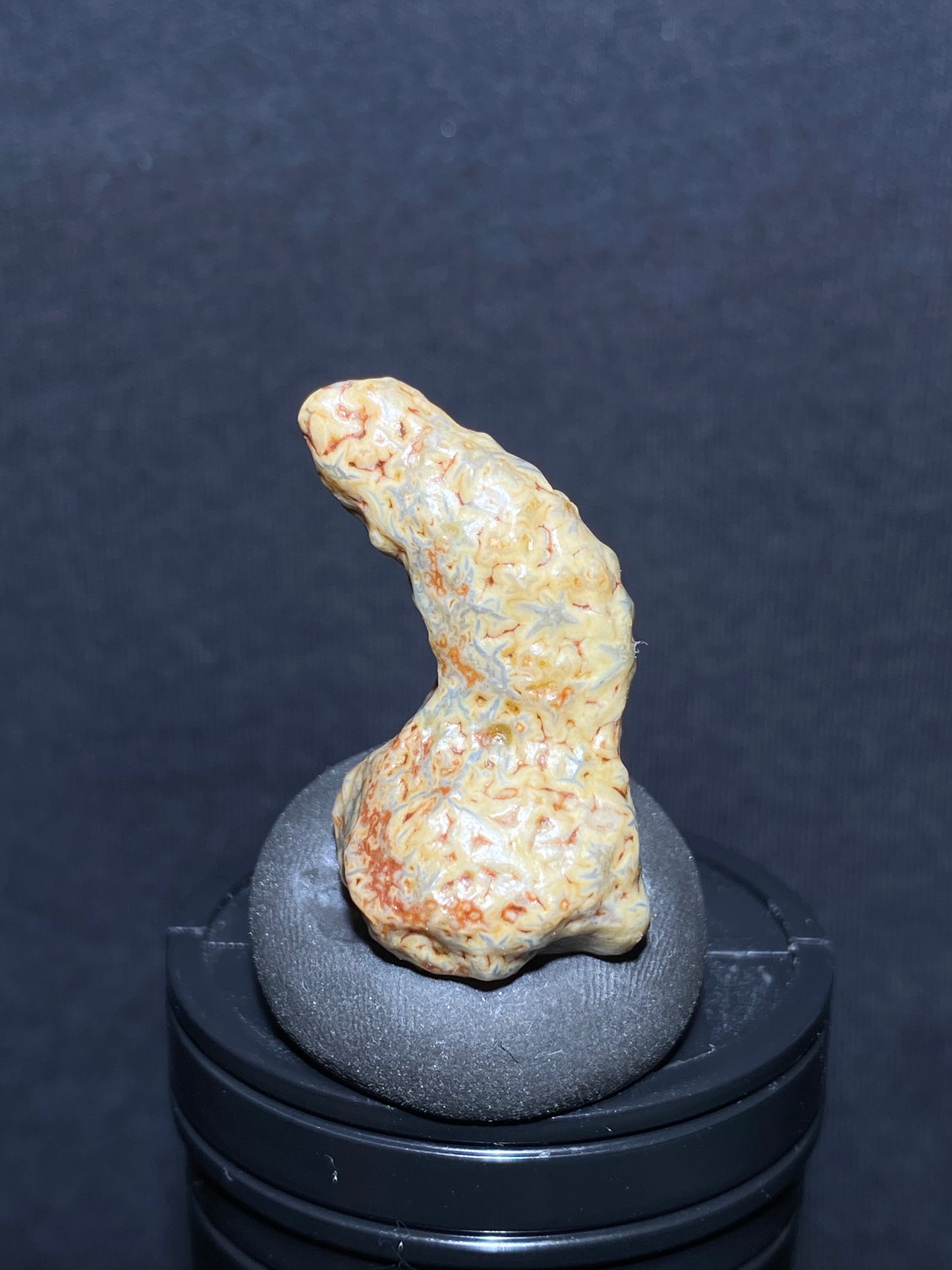 (1032)Alxa Desert Gobi vein Agate, rough nature stone, Natural Color Raw Stone from Inner Mongolia.