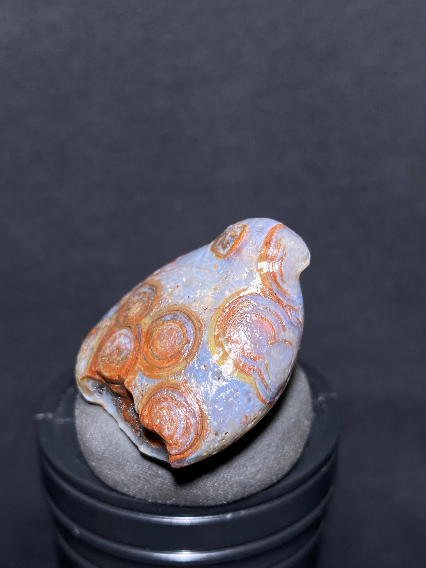 (1035)Alxa Desert Gobi eye Agate rough nature stone,Natural Color Raw agate from Inner Mongolia.