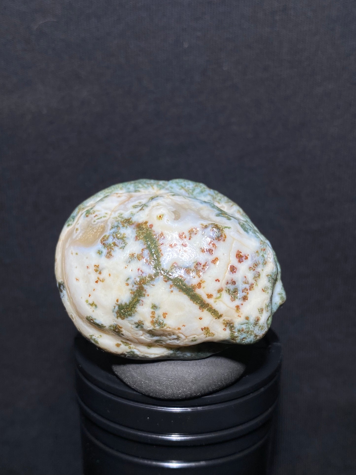 (1037)Alxa Desert Gobi moss Agate, rough nature stone, Natural Color Raw Stone from Inner Mongolia.