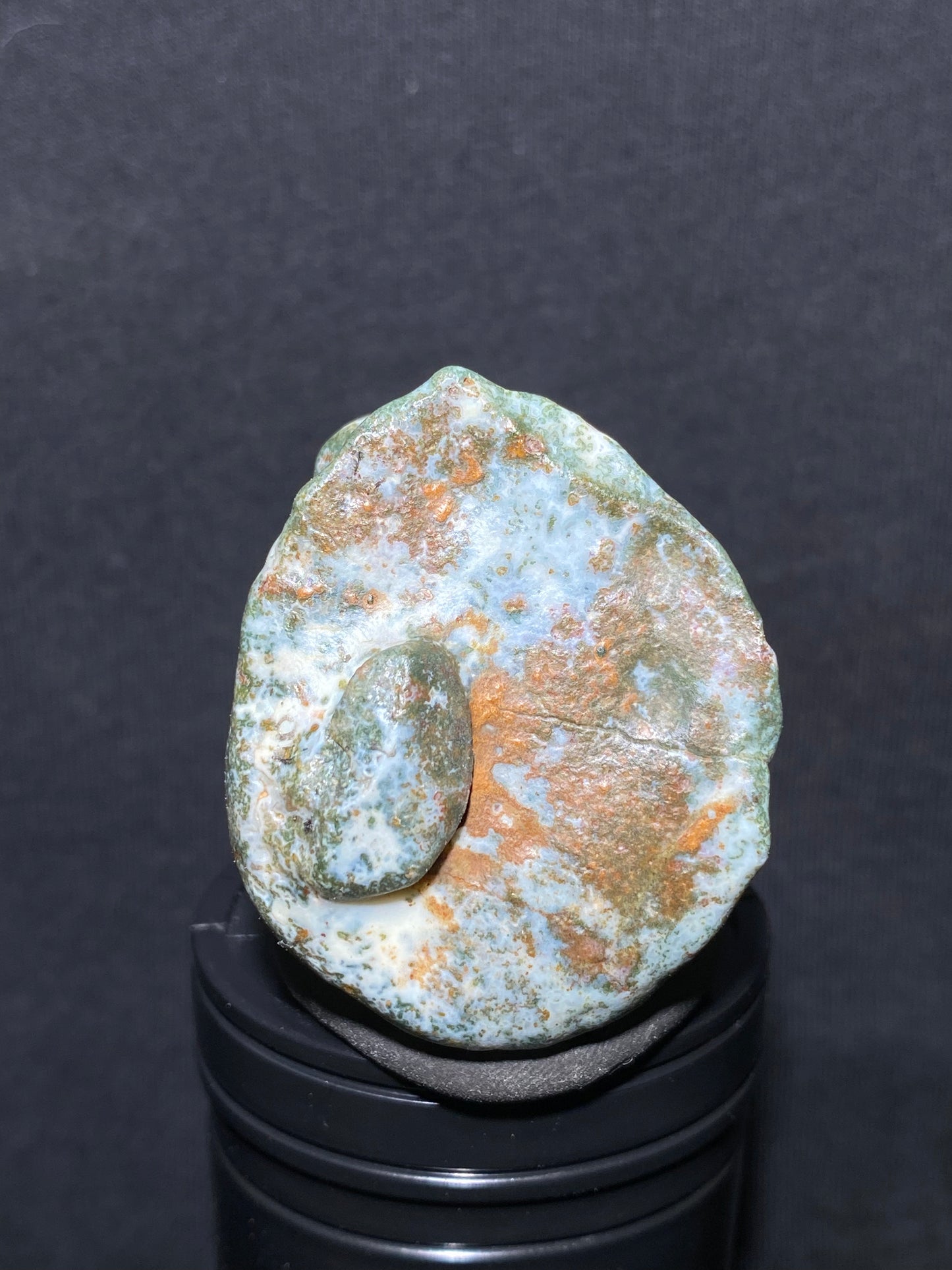 (1037)Alxa Desert Gobi moss Agate, rough nature stone, Natural Color Raw Stone from Inner Mongolia.