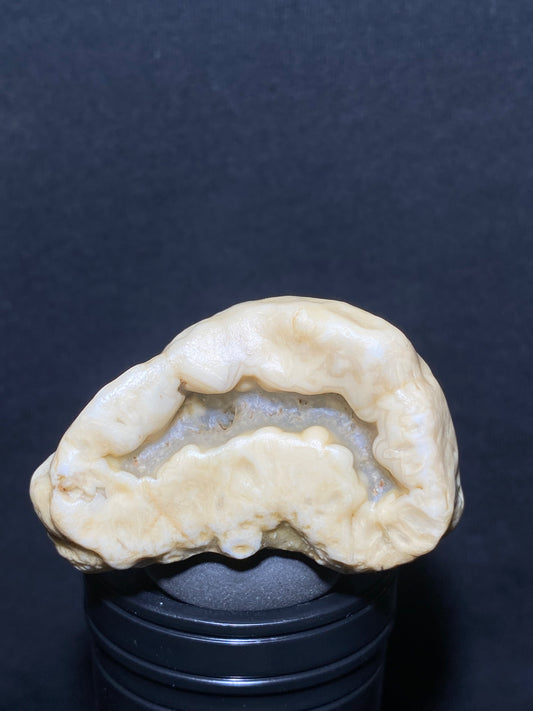 (1040)Alxa Desert Gobi Agate rough nature stone,Natural Color Raw Stone from Inner Mongolia.