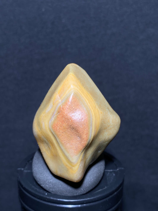 (1041)Alxa Desert Gobi Agate pendent, rough nature stone,Natural Color Raw Stone from Inner Mongolia.