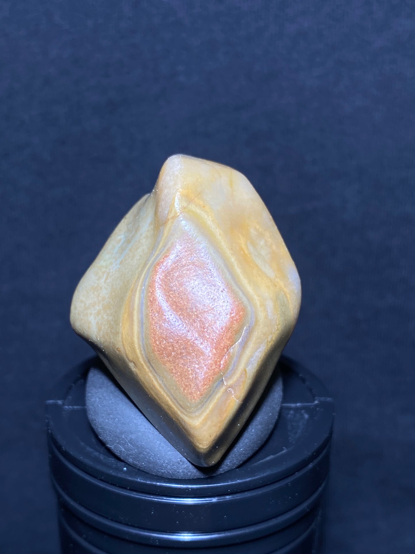 (1041)Alxa Desert Gobi Agate pendent, rough nature stone,Natural Color Raw Stone from Inner Mongolia.