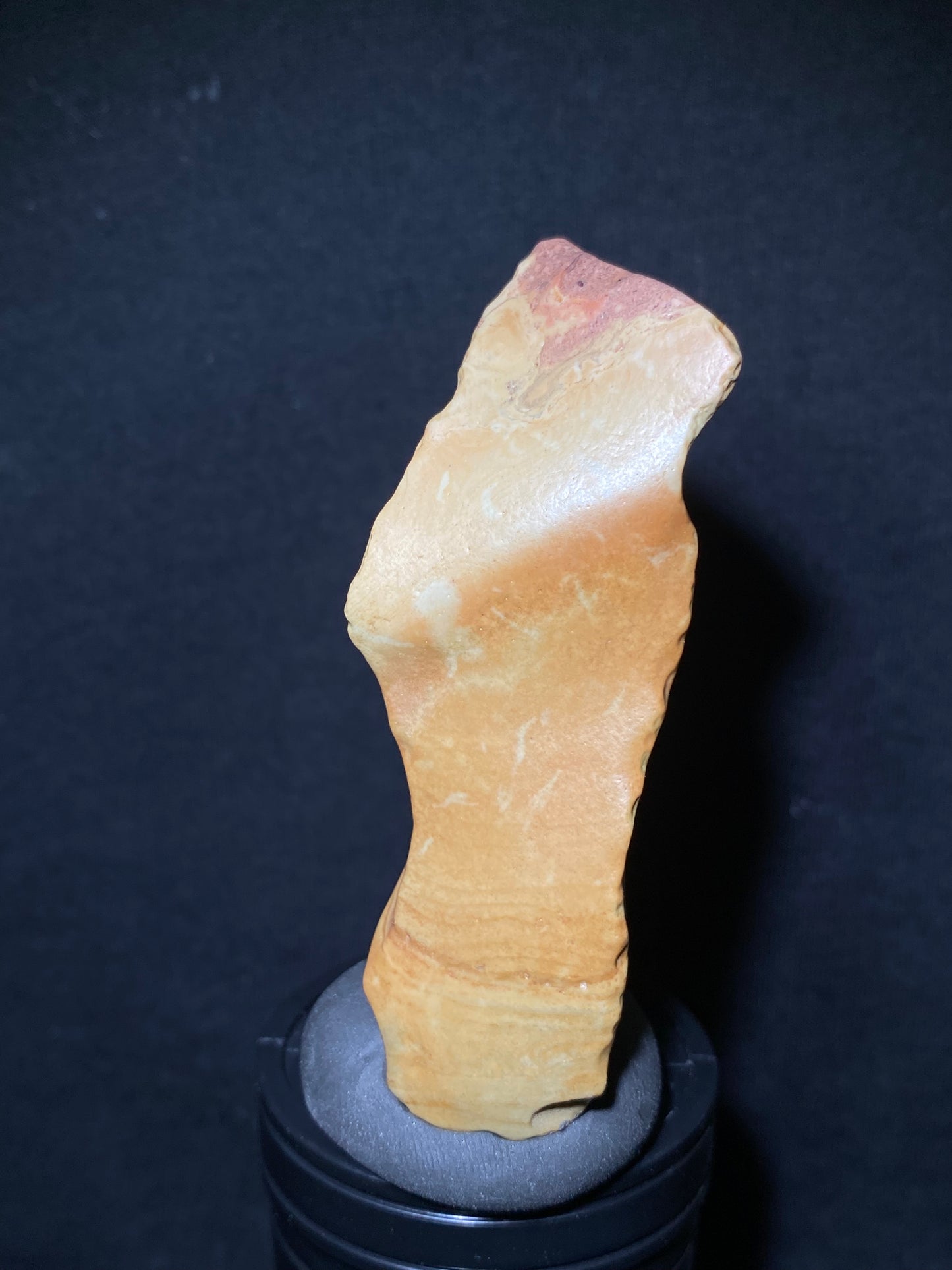 (1048)Alxa Desert Gobi varnish Agate, rough nature stone,Natural Color Raw Stone from Inner Mongolia.Collectible Polished by Nature.